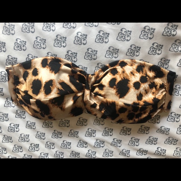 VS strapless padded leopard cheetah animal print bikini top. 34C - Picture 1 of 3